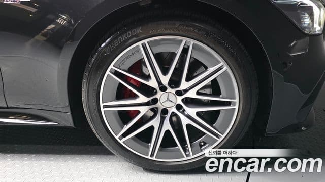 Mercedes-Benz AMG GT 2023 — Photo 33/35