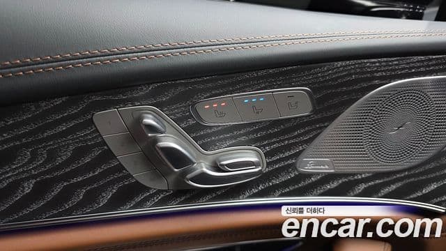 Mercedes-Benz AMG GT 2023 — Photo 24/35