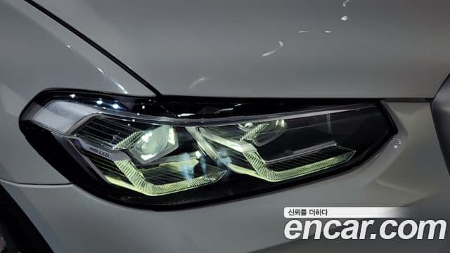 BMW X3 2022 — Photo 7/32