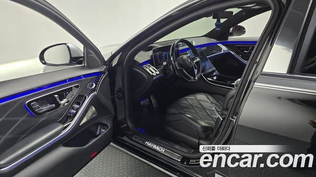 Mercedes-Benz S-Class 2021 — Photo 31/41