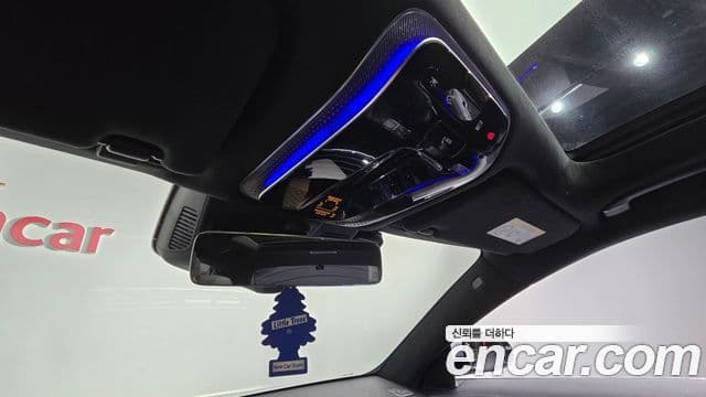 Mercedes-Benz S-Class 2021 — Photo 25/41