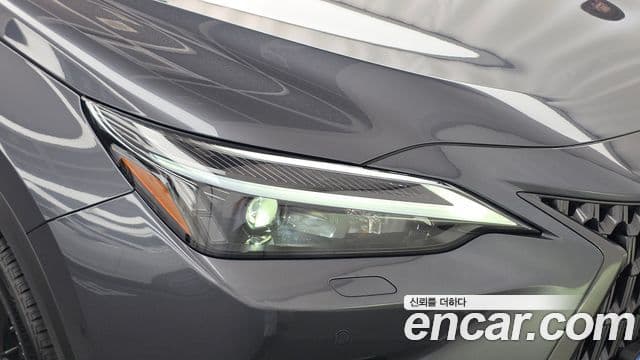 Lexus NX350h 2026 — Photo 31/31