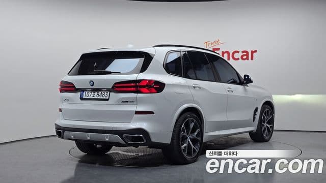 BMW X5 2023 — Фото 2/20