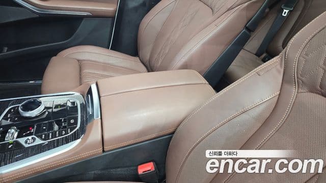BMW X5 2023 — Photo 16/32