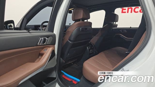 BMW X5 2023 — Photo 30/32