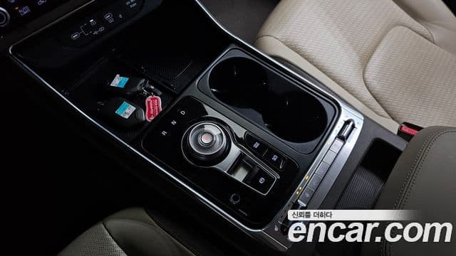 Kia Carnival 2023 — Photo 17/38