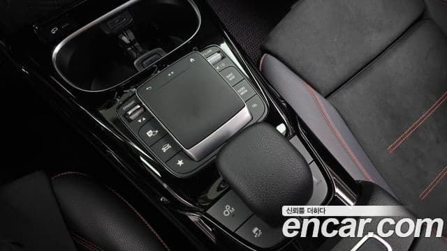 Mercedes-Benz A-Class 2021 — Фото 18/20