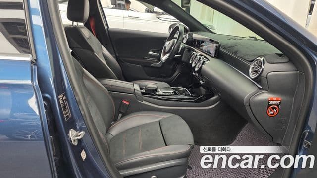 Mercedes-Benz A-Class 2021 — Şəkil 23/31