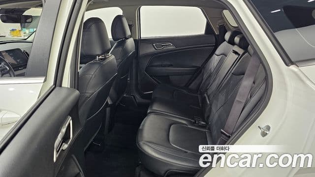Kia Sportage 2022 — Фото 12/20