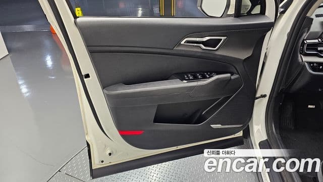 Kia Sportage 2022 — Şəkil 12/32
