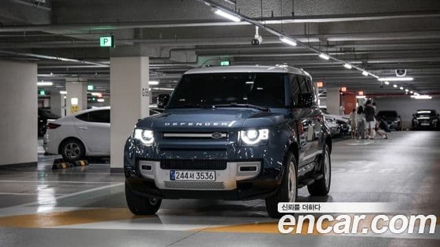 Land Rover Defender 2024 — Фото 9/20