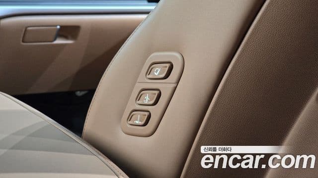 Hyundai Grandeur Hybrid 2023 — Şəkil 4/39