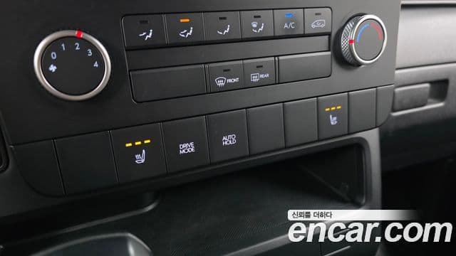 Hyundai Staria 2021 — Фото 13/20