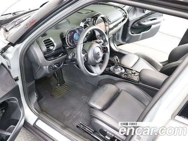 Mini Cooper Clubman 2021 — Şəkil 14/20