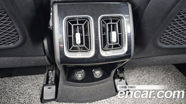 Kia Sorento 2020 — Photo 10/34
