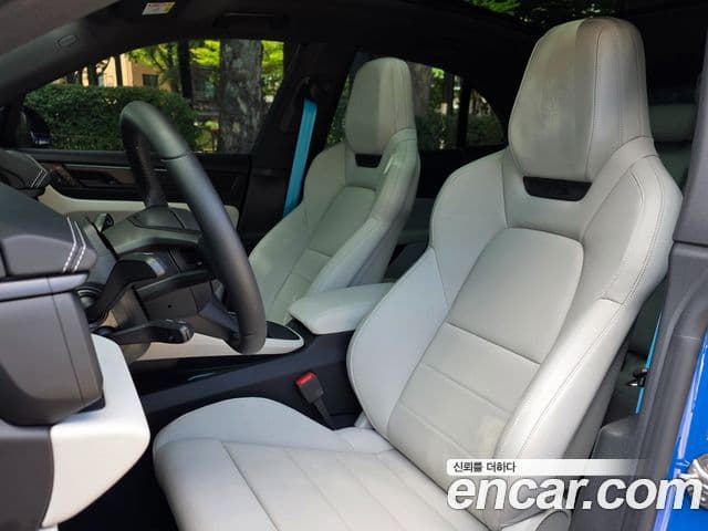 Porsche Macan EV 2026 — Photo 11/20
