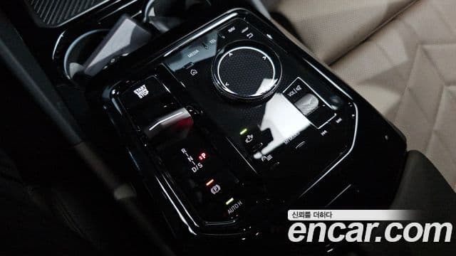 BMW 5 Series 2023 — Фото 9/20