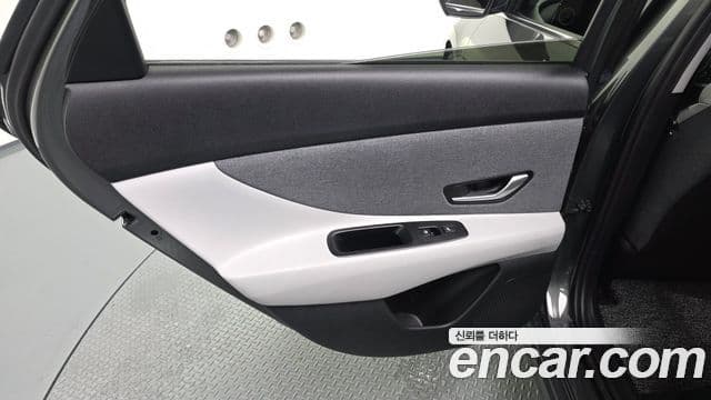 Hyundai The New Avante Hybrid 2022 — Şəkil 9/34