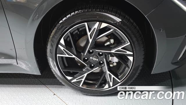 Kia K5 2026 — ფოტო 15/34
