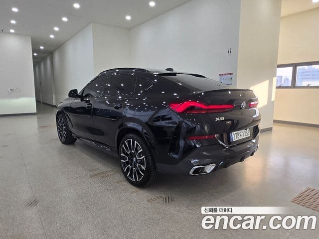 BMW X6 2024 — Photo 13/20