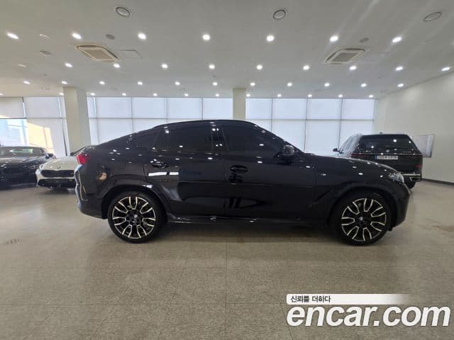 BMW X6 2024 — Photo 14/20