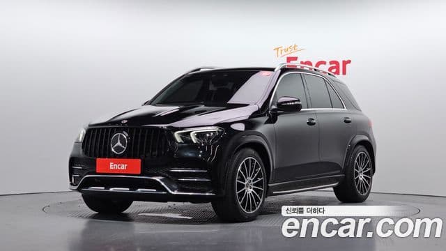 Mercedes-Benz GLE-Class 2023 — Фото 1/20