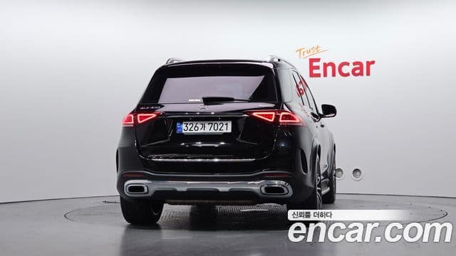 Mercedes-Benz GLE-Class 2023 — Фото 4/20