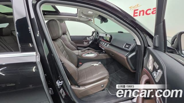 Mercedes-Benz GLE-Class 2023 — Фото 10/20