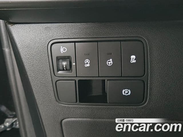 Hyundai Staria 2024 — Фото 15/20