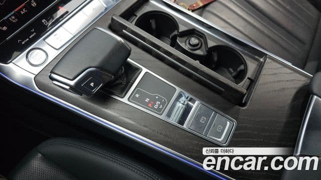 Audi A6 2020 — ფოტო 12/20