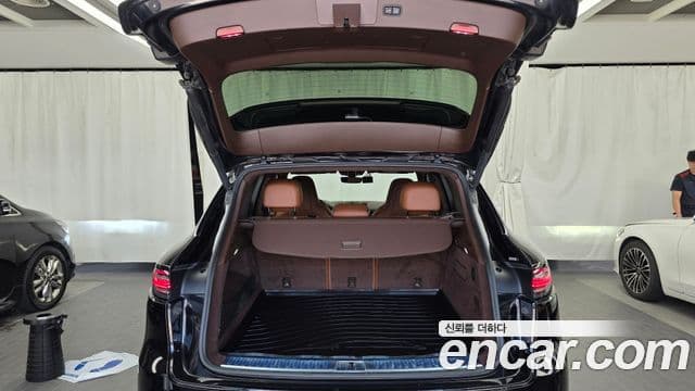 Porsche Cayenne 2020 — Şəkil 18/20