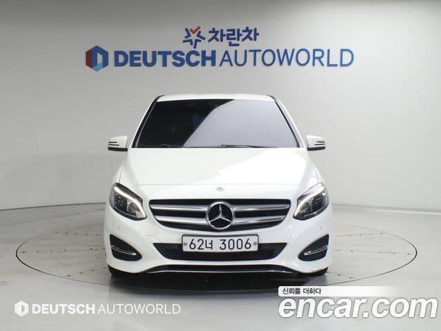 Mercedes-Benz B-Class 2018 — ფოტო 17/20