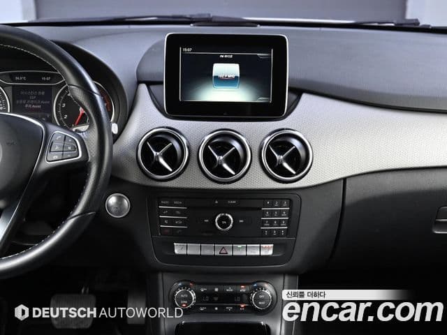 Mercedes-Benz B-Class 2018 — ფოტო 12/20