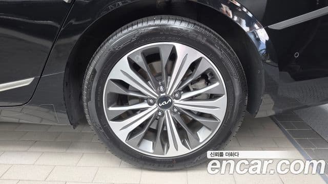 Kia K8 2021 — Photo 21/32