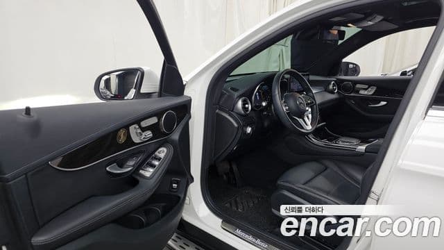 Mercedes-Benz GLC-Class 2020 — Фото 10/20