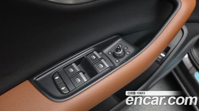 Audi Q7 2020 — Photo 28/37