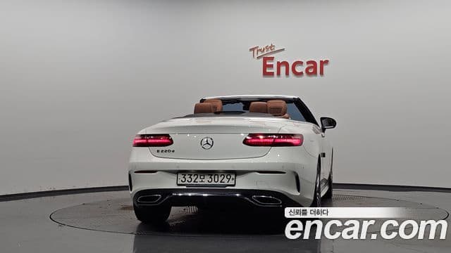 Mercedes-Benz E-Class 2019 — Фото 4/20
