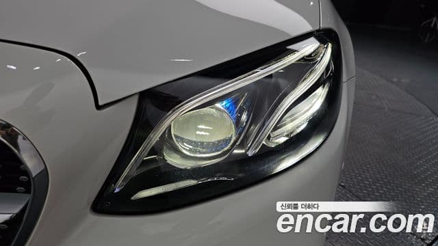 Mercedes-Benz E-Class 2019 — Şəkil 4/37