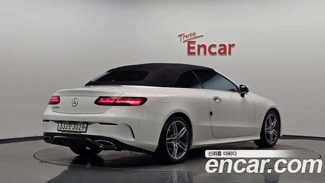 Mercedes-Benz E-Class 2019 — Şəkil 16/37