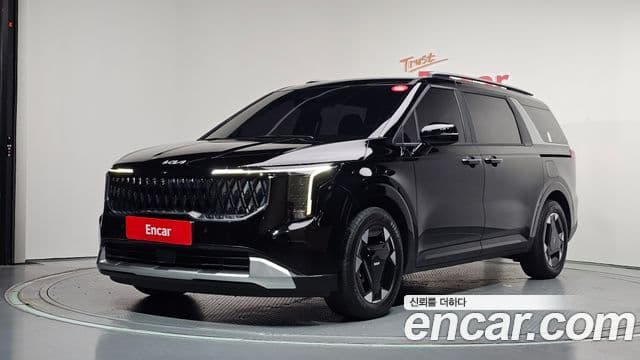 Kia Carnival 2024 — Фото 1/20