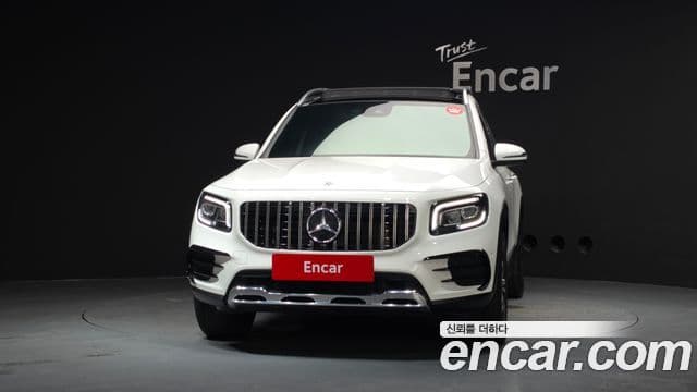 Mercedes-Benz GLB-Class 2021 — Фото 3/20