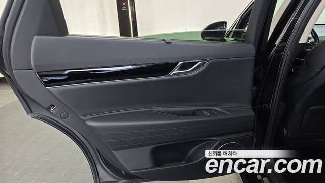 Genesis G80 2021 — Photo 29/33