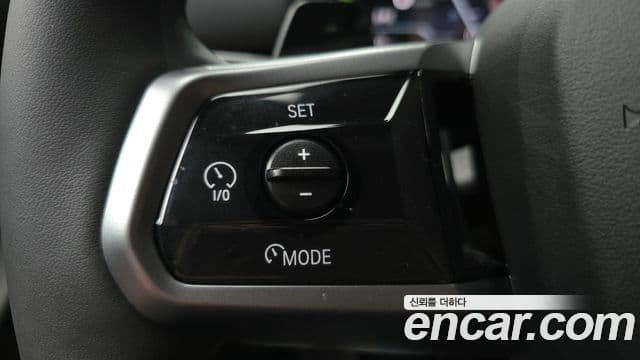BMW 5 Series 2025 — Photo 8/32