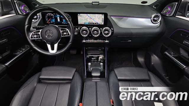 Mercedes-Benz GLA-Class 2021 — Фото 7/20