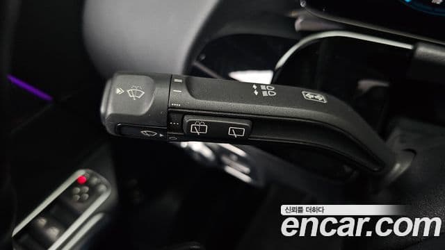 Mercedes-Benz GLA-Class 2021 — Photo 33/35