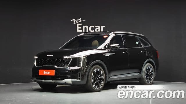 Kia Sorento 2023 — Фото 1/20