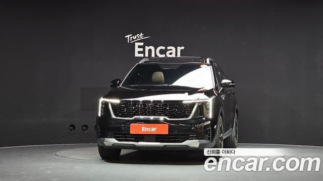 Kia Sorento 2023 — Фото 3/20