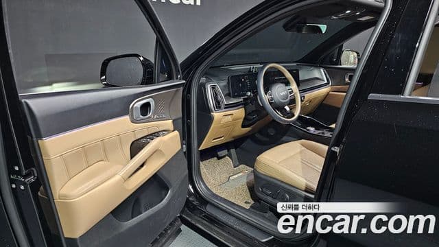 Kia Sorento 2023 — Фото 10/20