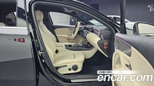 Mercedes-Benz A-Class 2021 — ფოტო 17/30