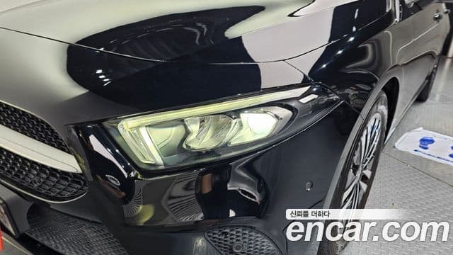 Mercedes-Benz A-Class 2021 — ფოტო 11/30